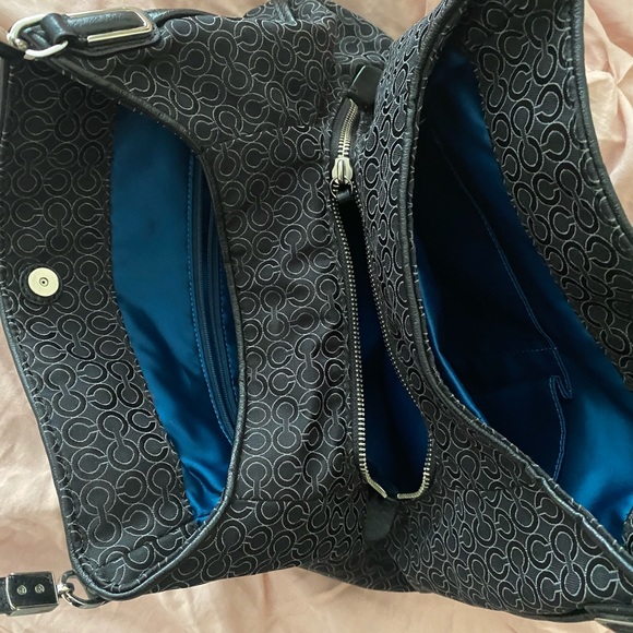 Shoulder bag - Picture 4 of 4